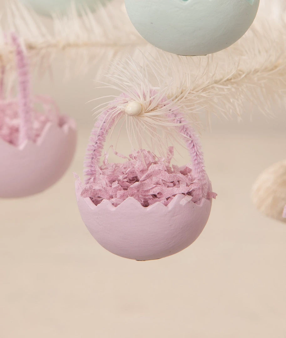 Bethany Lowe Lavender Cracked Egg Ornament New! 3 Bethany Lowe Lavender Cracked Egg Ornament New!