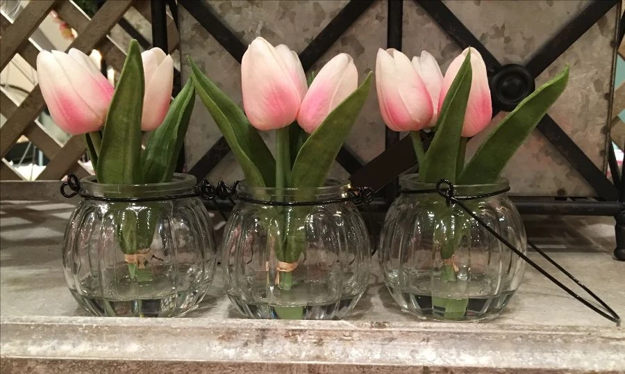 K&K Interiors New! Pink Tulip Arrangement In Glass Vase 4 K&K Interiors New! Pink Tulip Arrangement In Glass Vase