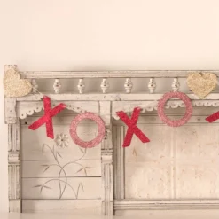 Bethany Lowe XOXO Valentine Garland